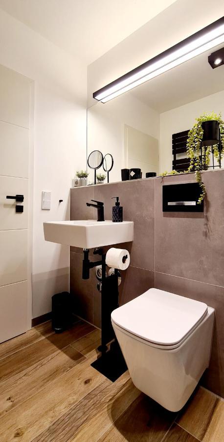 Elbquartier | Ferienwohnung In Wedel Exteriör bild